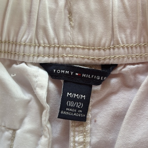 Tommy Hilfiger Boys White Shorts Size M (10-12) - Picture 2 of 9